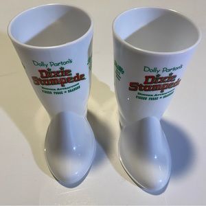 2 Dollywood Dixie Stampede souvenir plastic cups GUC 6”x6” circa 2013, cute boot